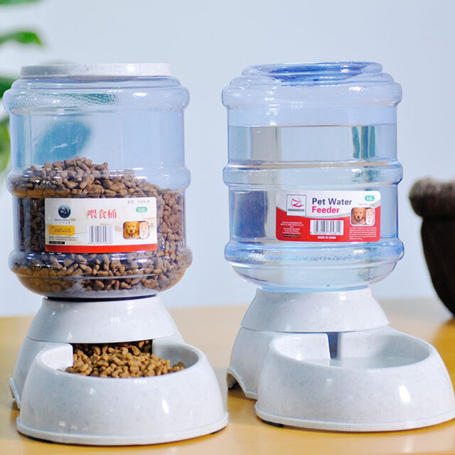 Automatic Plastic Feeder